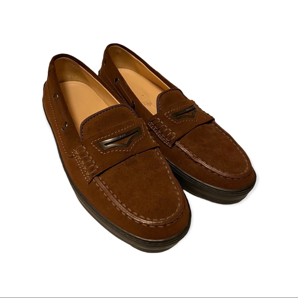 Excellent Tod’s Women’s Size 6 Brown Suede Slip On Penny Loafers